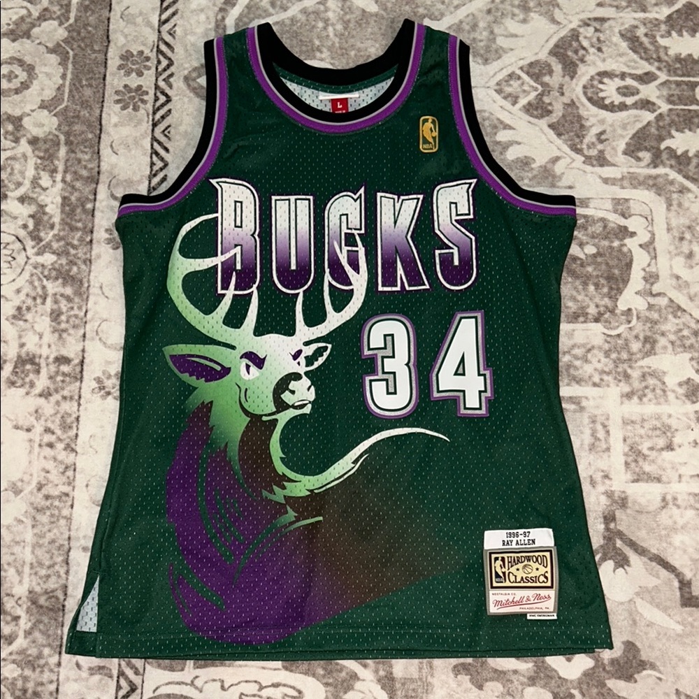 Milwaukee Bucks “Ray Allen” Jersey